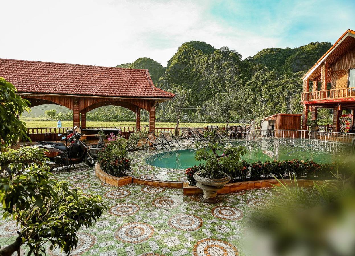 วินดี้ ฟิลด์ วิลลา Hotel นิญบิ่ญ ภายนอก รูปภาพ